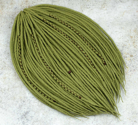 Asparagus wool dread set