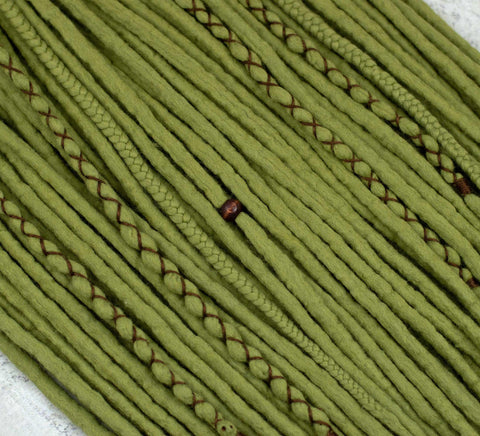 Asparagus wool dread set