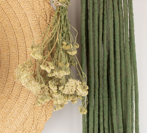 Moss green wool dreads (Set of 10 pcs)