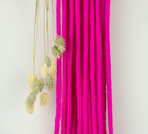 Neon pink wool dreads without decoration (Set of 10 pcs)