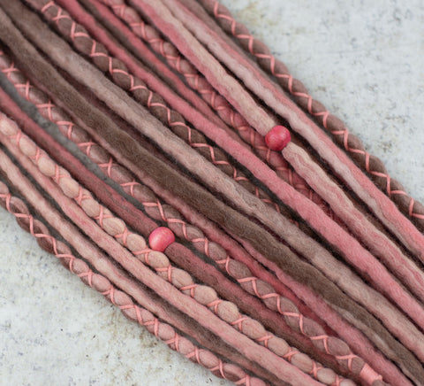 Rose pergola Wool Dreads Ponytail