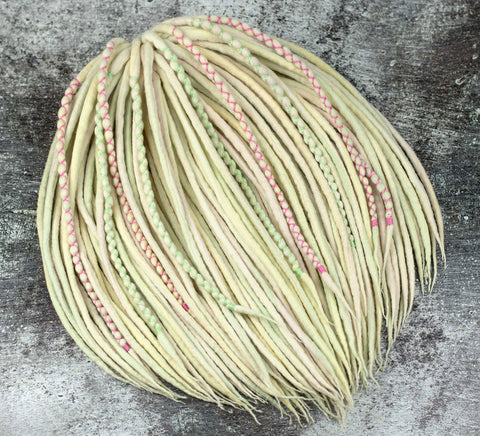 Spring wool dreads